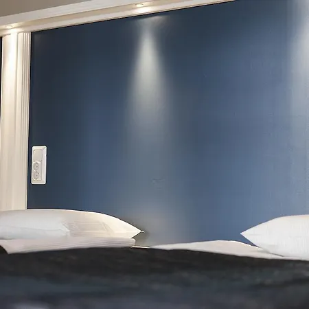 דירה Hotelli Ville Apartment *